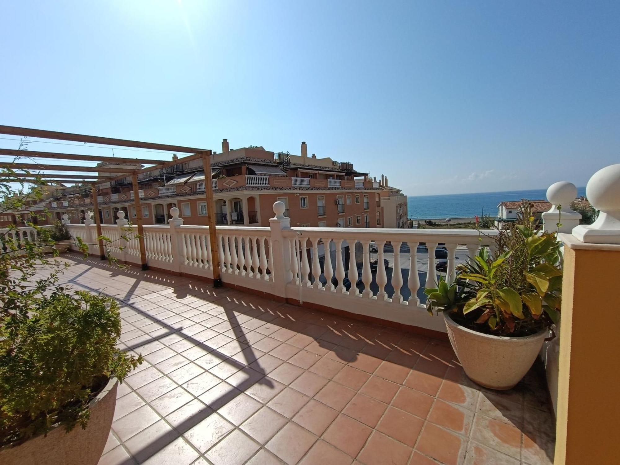 Lovely Penthouse In Front Of The Beach With Free Parking Málaga Exterior foto